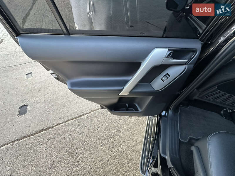 Позашляховик / Кросовер Toyota Land Cruiser Prado 2020 в Мукачевому