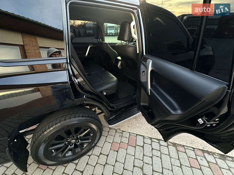 Позашляховик / Кросовер Toyota Land Cruiser Prado 2020 в Мукачевому