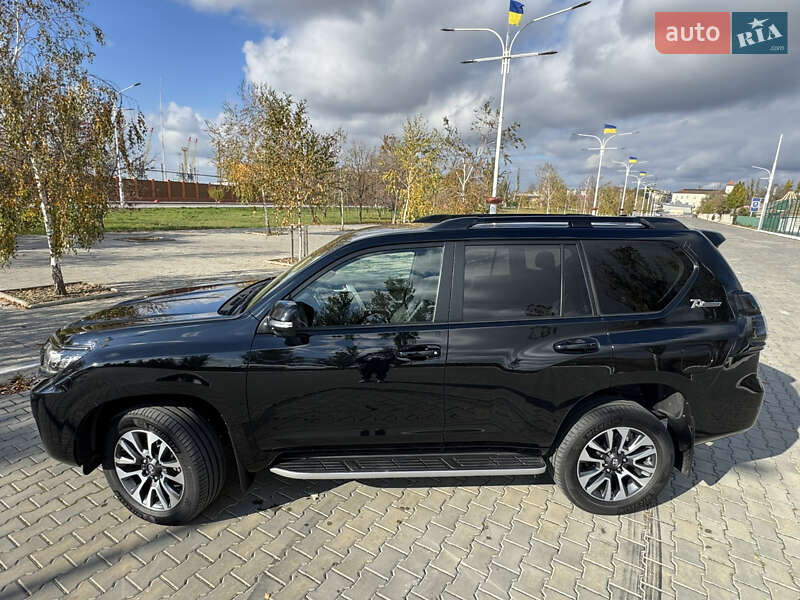 Позашляховик / Кросовер Toyota Land Cruiser Prado 2022 в Ізмаїлі