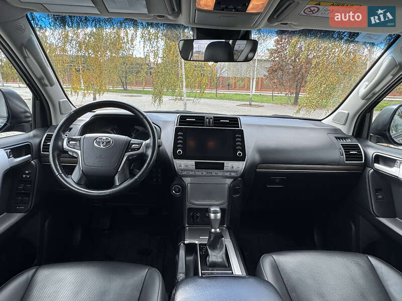 Позашляховик / Кросовер Toyota Land Cruiser Prado 2022 в Ізмаїлі
