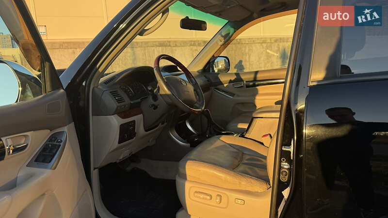 Внедорожник / Кроссовер Toyota Land Cruiser Prado 2006 в Львове