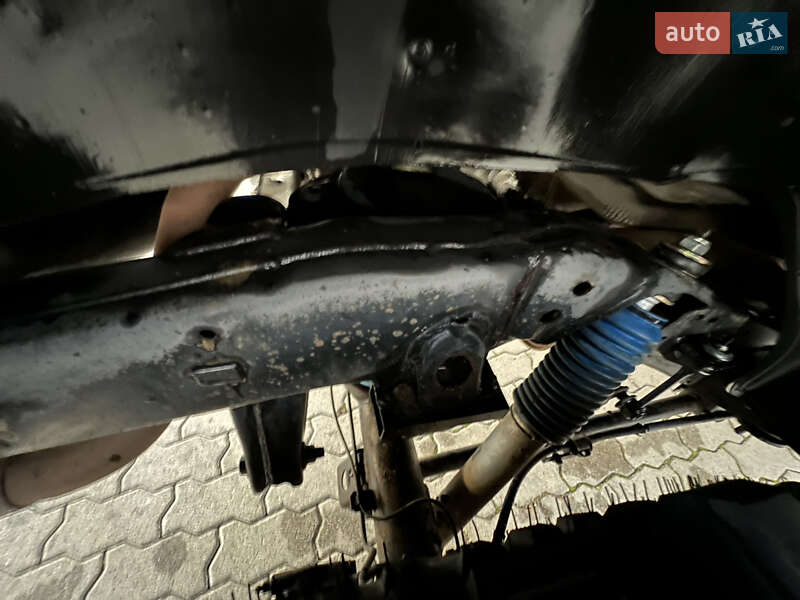 Внедорожник / Кроссовер Toyota Land Cruiser Prado 2006 в Сваляве