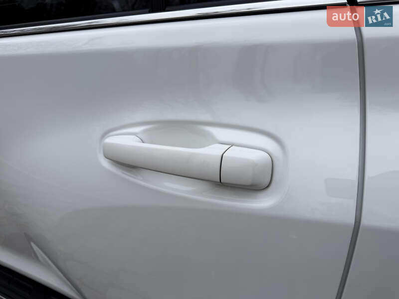 Позашляховик / Кросовер Toyota Land Cruiser Prado 2020 в Києві