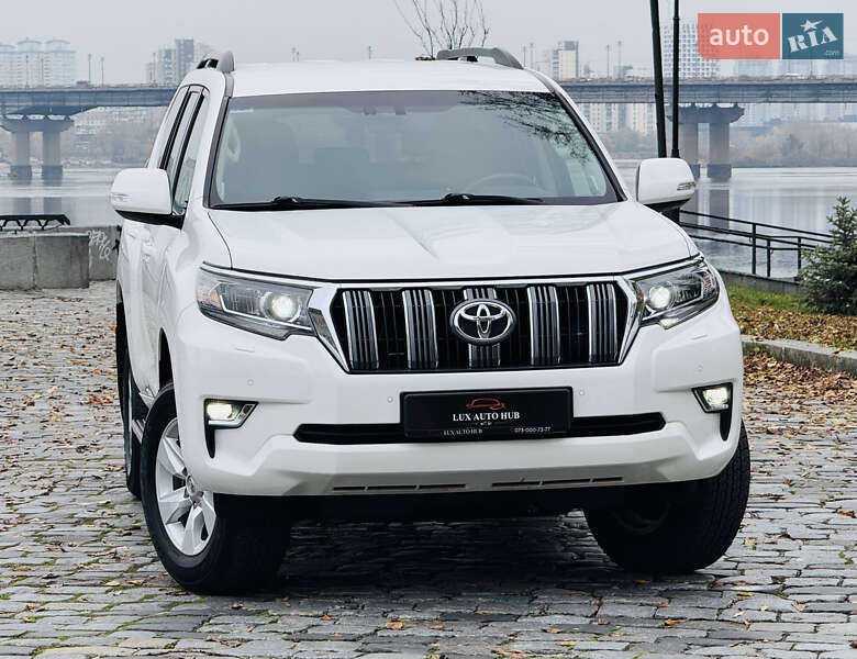 Позашляховик / Кросовер Toyota Land Cruiser Prado 2020 в Києві