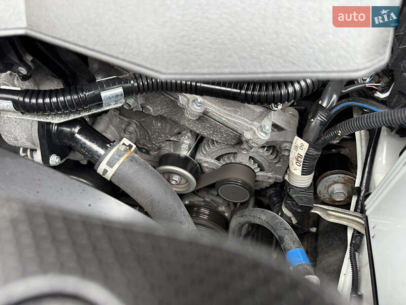 Позашляховик / Кросовер Toyota Land Cruiser Prado 2020 в Києві