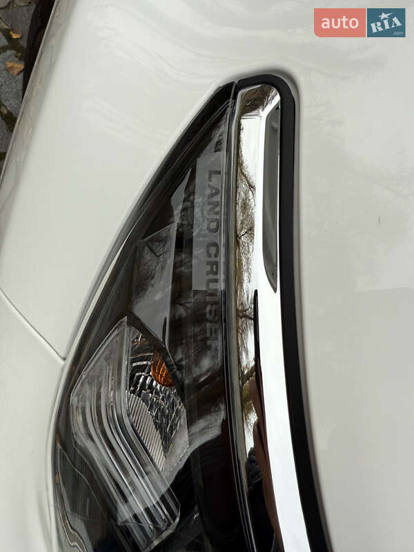 Позашляховик / Кросовер Toyota Land Cruiser Prado 2020 в Києві