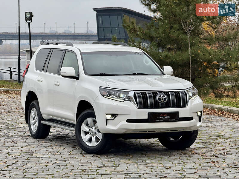 Позашляховик / Кросовер Toyota Land Cruiser Prado 2020 в Києві
