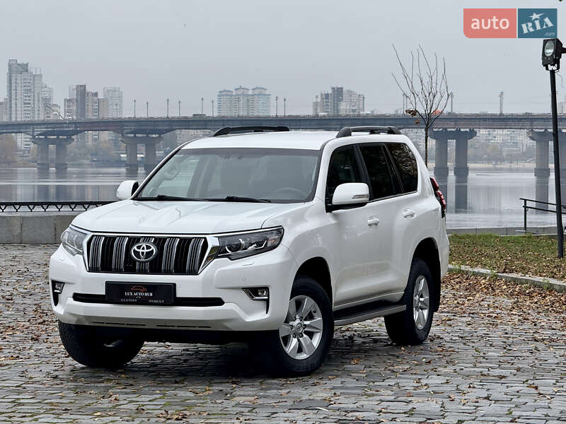 Позашляховик / Кросовер Toyota Land Cruiser Prado 2020 в Києві