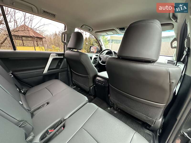 Позашляховик / Кросовер Toyota Land Cruiser Prado 2020 в Вінниці