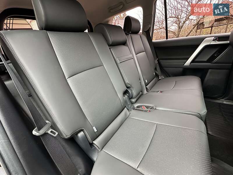 Позашляховик / Кросовер Toyota Land Cruiser Prado 2020 в Вінниці