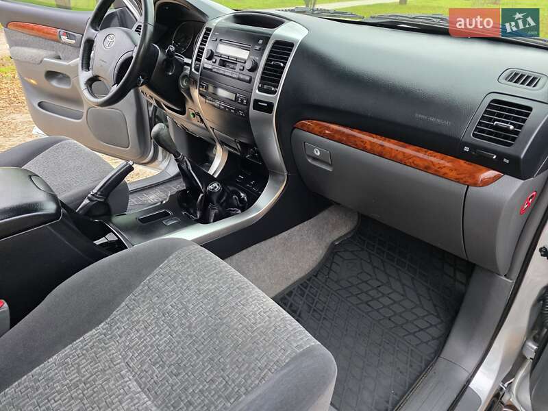 Внедорожник / Кроссовер Toyota Land Cruiser Prado 2008 в Кропивницком