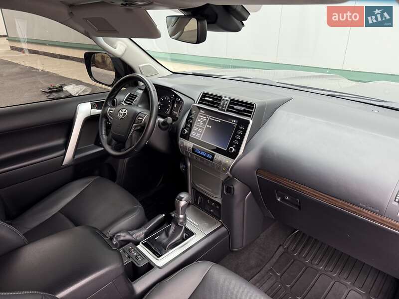 Позашляховик / Кросовер Toyota Land Cruiser Prado 2021 в Вінниці