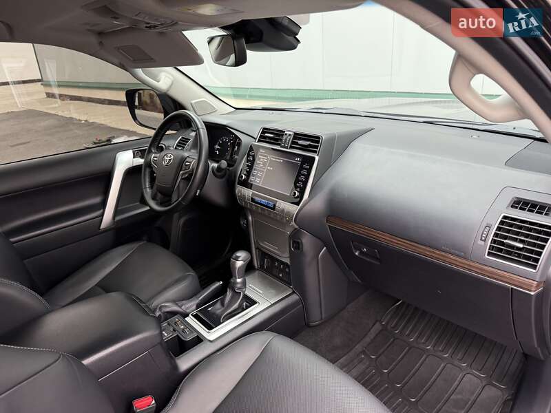 Позашляховик / Кросовер Toyota Land Cruiser Prado 2021 в Вінниці