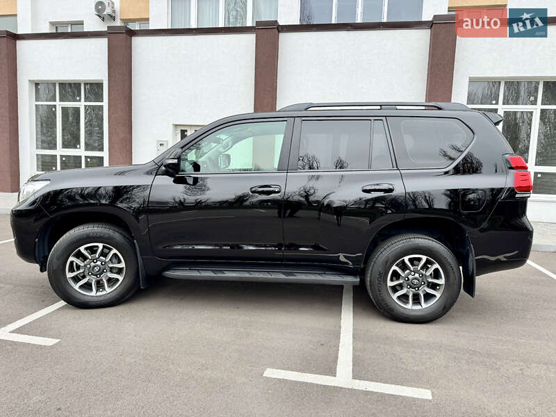 Внедорожник / Кроссовер Toyota Land Cruiser Prado 2020 в Киеве