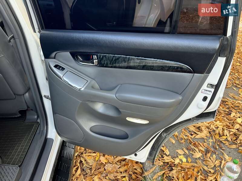 Позашляховик / Кросовер Toyota Land Cruiser Prado 2008 в Миколаєві