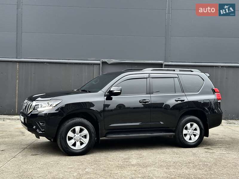 Внедорожник / Кроссовер Toyota Land Cruiser Prado 2019 в Киеве фото 16 Внедорожник / Кроссовер Toyota Land Cruiser Prado 2019 в Киеве