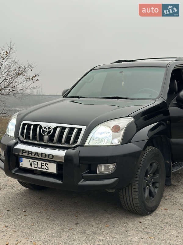 Внедорожник / Кроссовер Toyota Land Cruiser Prado 2005 в Запорожье