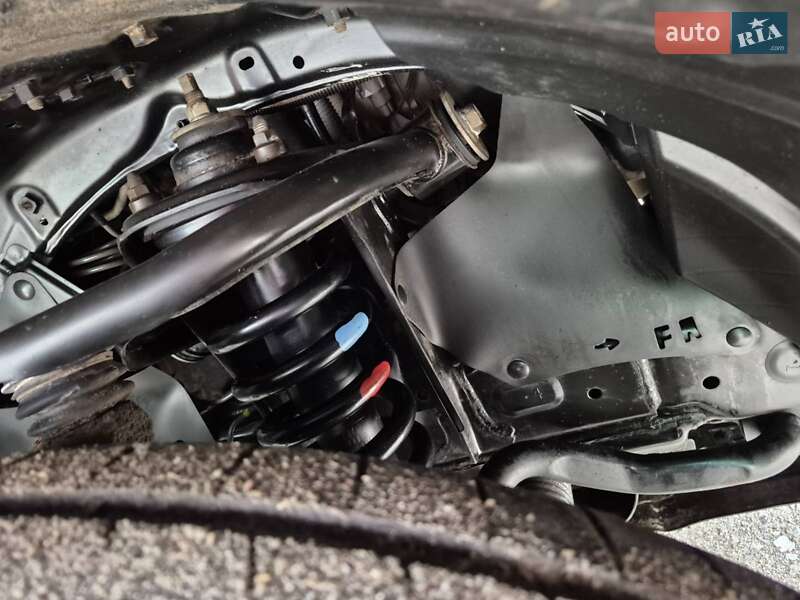 Внедорожник / Кроссовер Toyota Land Cruiser Prado 2013 в Киеве