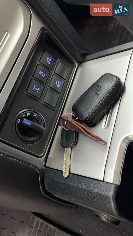 Внедорожник / Кроссовер Toyota Land Cruiser Prado 2019 в Полтаве фото 16 Внедорожник / Кроссовер Toyota Land Cruiser Prado 2019 в Полтаве