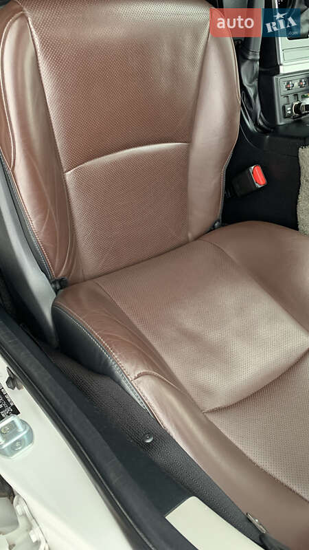 Внедорожник / Кроссовер Toyota Land Cruiser Prado 2019 в Полтаве фото 25 Внедорожник / Кроссовер Toyota Land Cruiser Prado 2019 в Полтаве