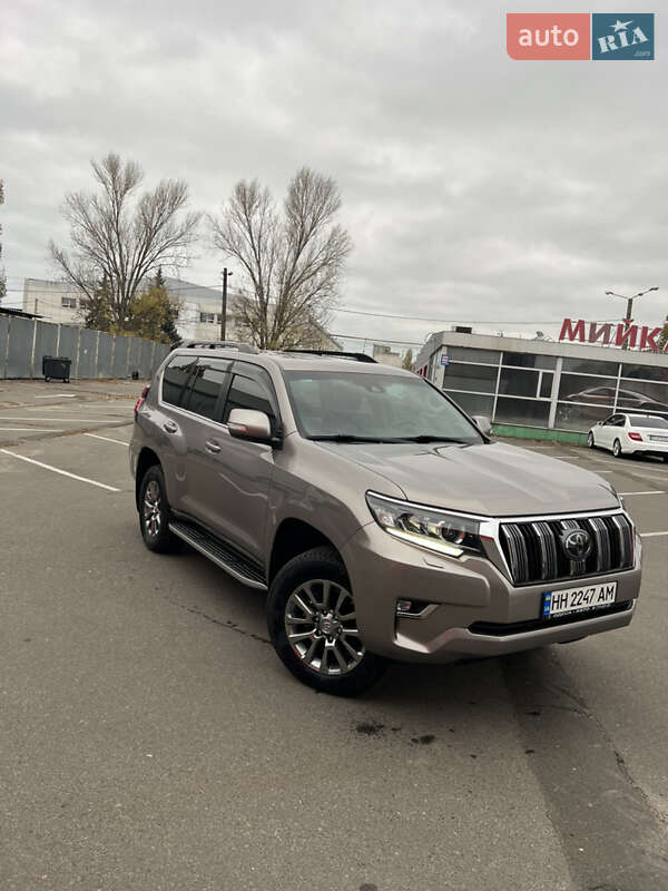 Позашляховик / Кросовер Toyota Land Cruiser Prado 2019 в Одесі
