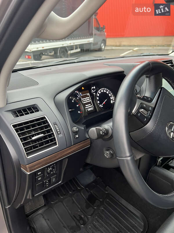 Позашляховик / Кросовер Toyota Land Cruiser Prado 2019 в Одесі
