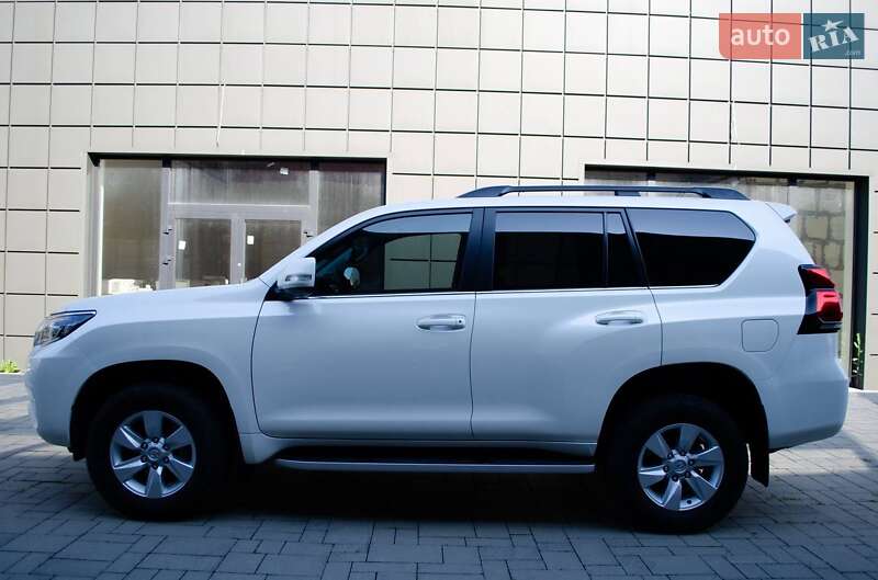 Позашляховик / Кросовер Toyota Land Cruiser Prado 2020 в Тячеві фото 16 Позашляховик / Кросовер Toyota Land Cruiser Prado 2020 в Тячеві