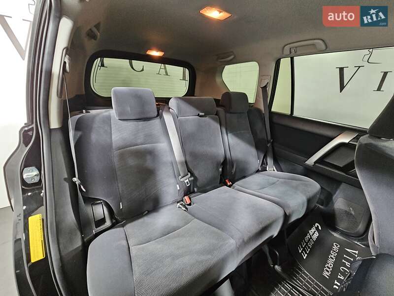 Позашляховик / Кросовер Toyota Land Cruiser Prado 2019 в Києві