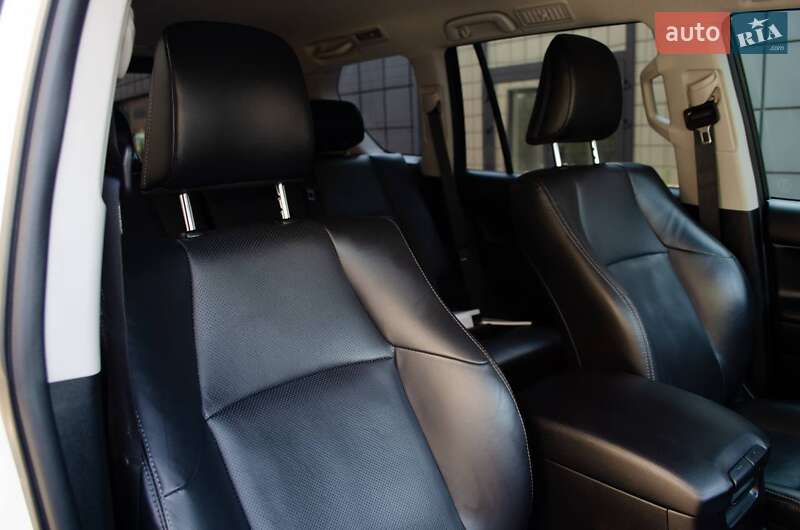 Позашляховик / Кросовер Toyota Land Cruiser Prado 2020 в Тячеві фото 48 Позашляховик / Кросовер Toyota Land Cruiser Prado 2020 в Тячеві
