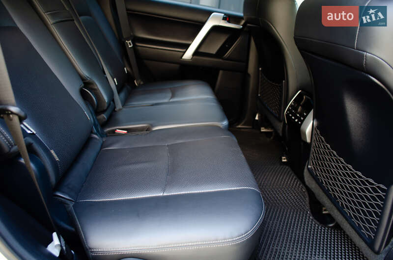 Позашляховик / Кросовер Toyota Land Cruiser Prado 2020 в Тячеві фото 51 Позашляховик / Кросовер Toyota Land Cruiser Prado 2020 в Тячеві