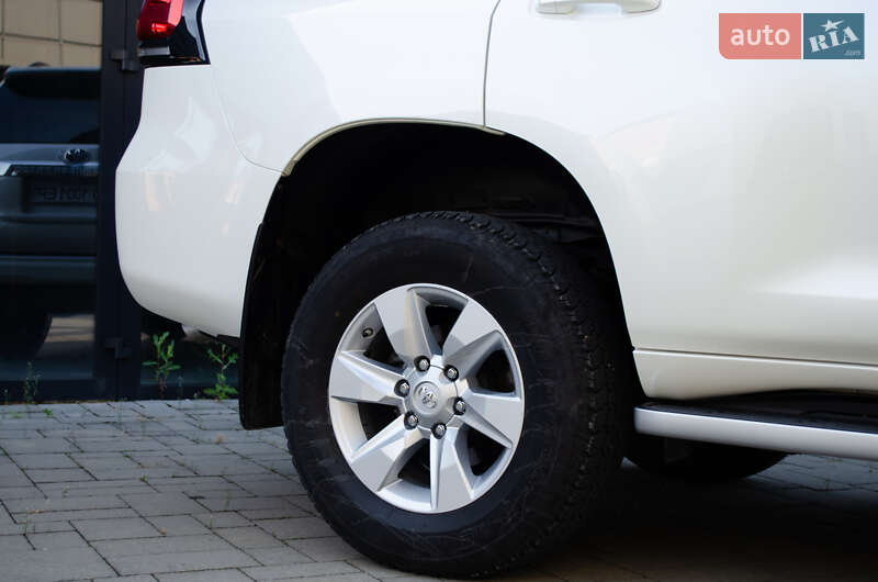 Позашляховик / Кросовер Toyota Land Cruiser Prado 2020 в Тячеві фото 68 Позашляховик / Кросовер Toyota Land Cruiser Prado 2020 в Тячеві