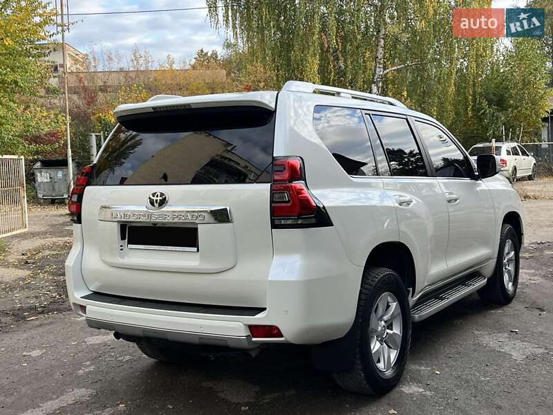 Внедорожник / Кроссовер Toyota Land Cruiser Prado 2019 в Тернополе