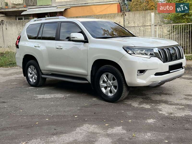 Внедорожник / Кроссовер Toyota Land Cruiser Prado 2019 в Тернополе