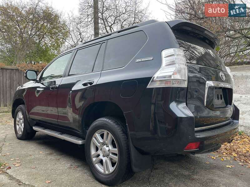 Внедорожник / Кроссовер Toyota Land Cruiser Prado 2011 в Киеве фото 9 Внедорожник / Кроссовер Toyota Land Cruiser Prado 2011 в Киеве