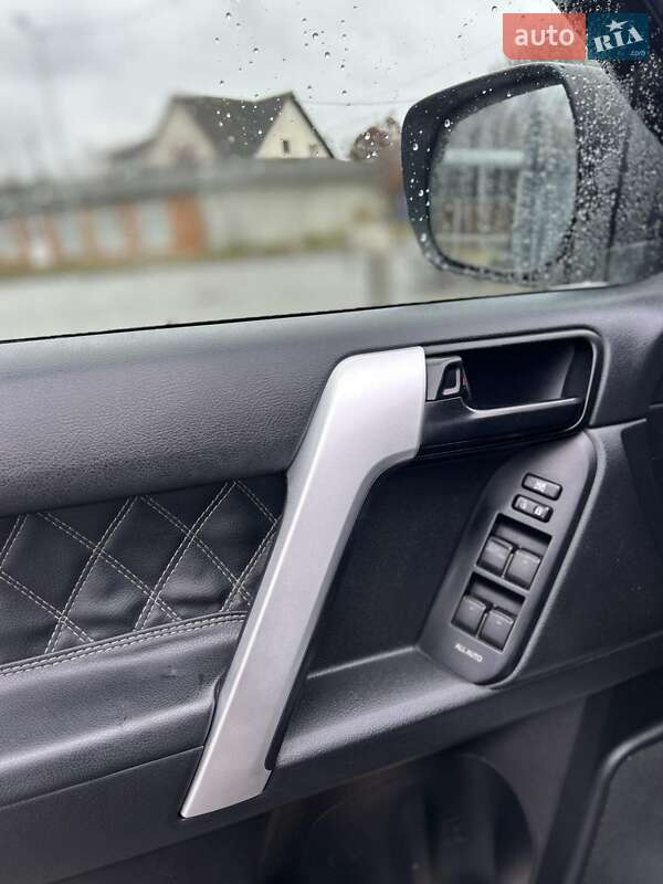 Внедорожник / Кроссовер Toyota Land Cruiser Prado 2014 в Тячеве фото 21 Внедорожник / Кроссовер Toyota Land Cruiser Prado 2014 в Тячеве