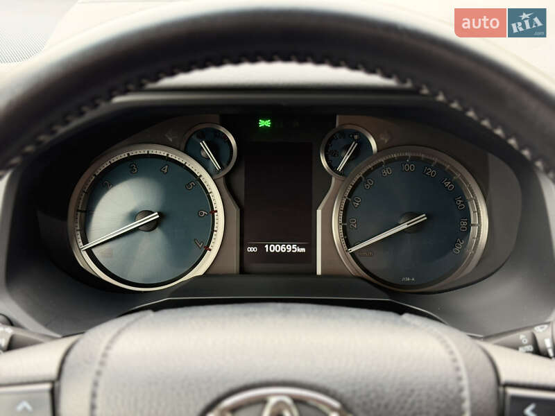 Внедорожник / Кроссовер Toyota Land Cruiser Prado 2019 в Киеве