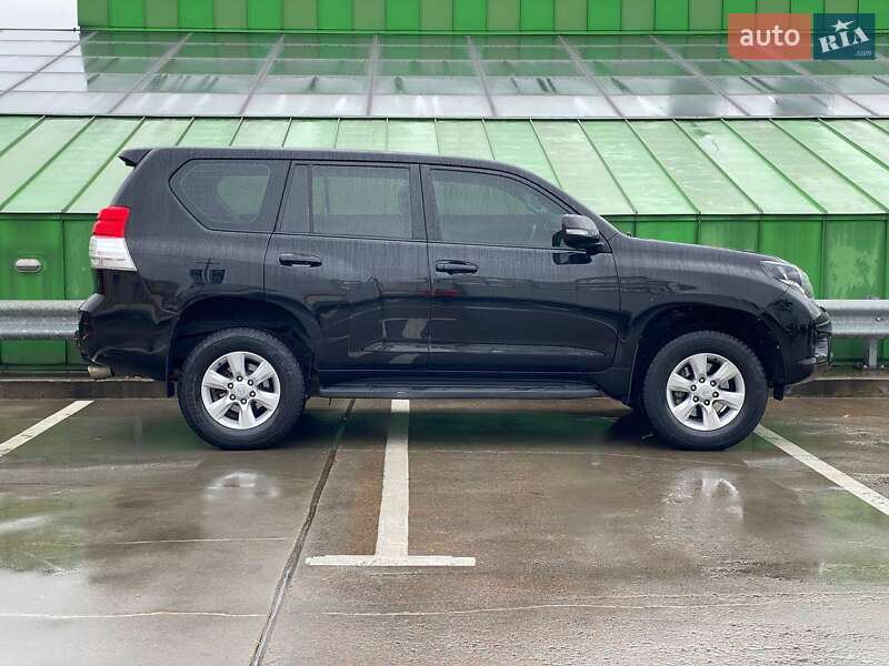 Внедорожник / Кроссовер Toyota Land Cruiser Prado 2010 в Киеве фото 12 Внедорожник / Кроссовер Toyota Land Cruiser Prado 2010 в Киеве