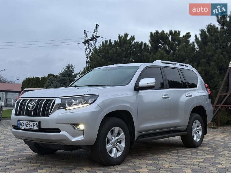Внедорожник / Кроссовер Toyota Land Cruiser Prado 2021 в Днепре