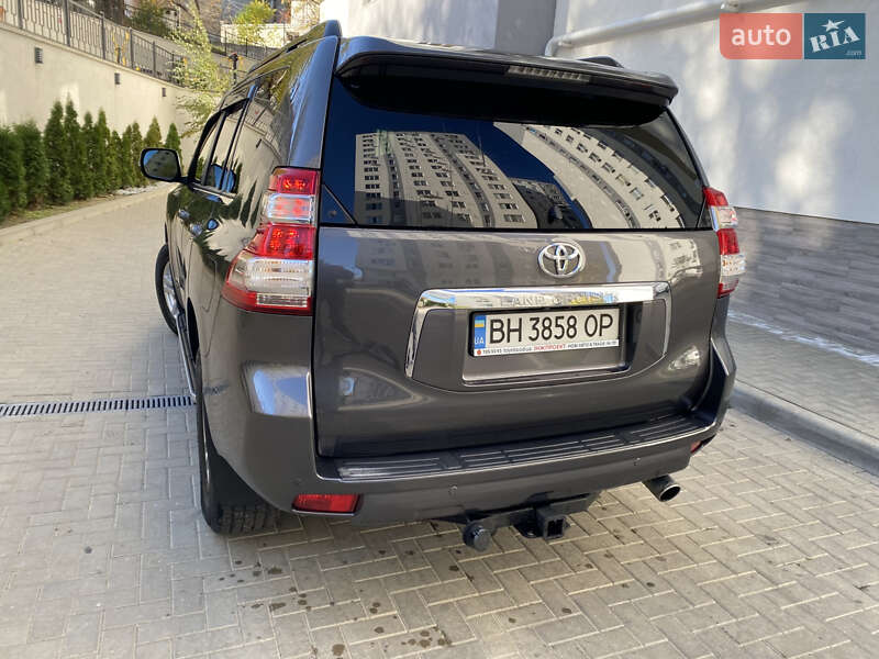 Позашляховик / Кросовер Toyota Land Cruiser Prado 2010 в Одесі фото 3 Позашляховик / Кросовер Toyota Land Cruiser Prado 2010 в Одесі