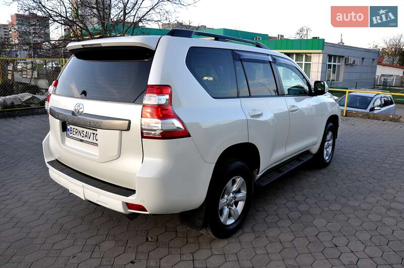 Внедорожник / Кроссовер Toyota Land Cruiser Prado 2016 в Львове фото 11 Внедорожник / Кроссовер Toyota Land Cruiser Prado 2016 в Львове