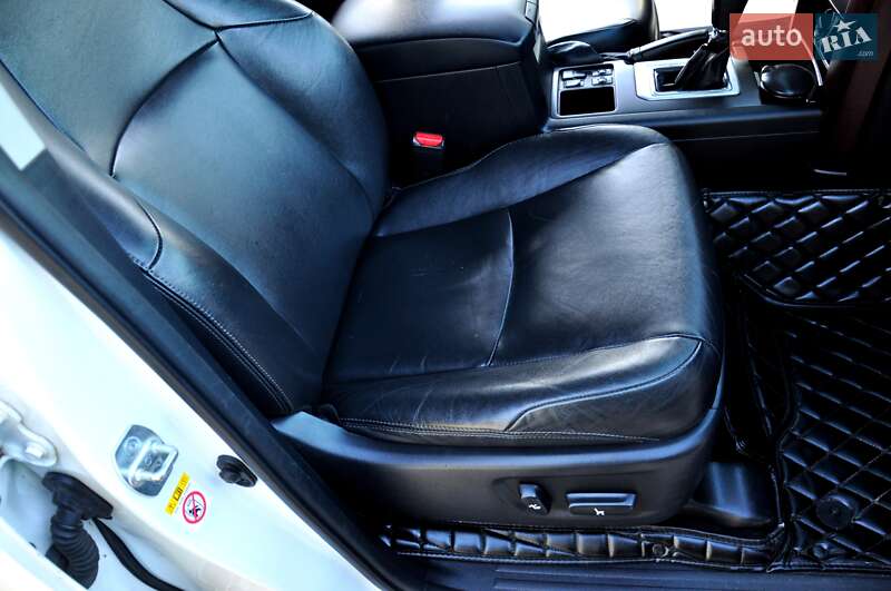 Внедорожник / Кроссовер Toyota Land Cruiser Prado 2016 в Львове фото 32 Внедорожник / Кроссовер Toyota Land Cruiser Prado 2016 в Львове