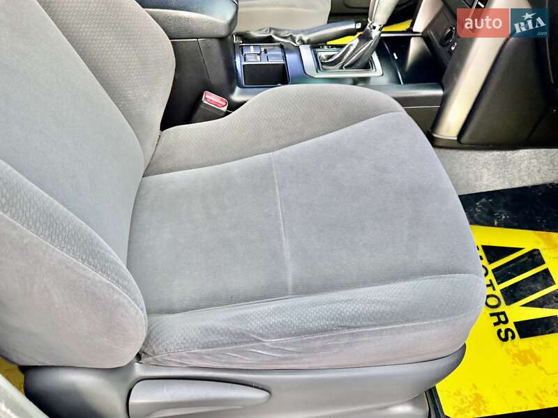 Внедорожник / Кроссовер Toyota Land Cruiser Prado 2013 в Киеве фото 62 Внедорожник / Кроссовер Toyota Land Cruiser Prado 2013 в Киеве