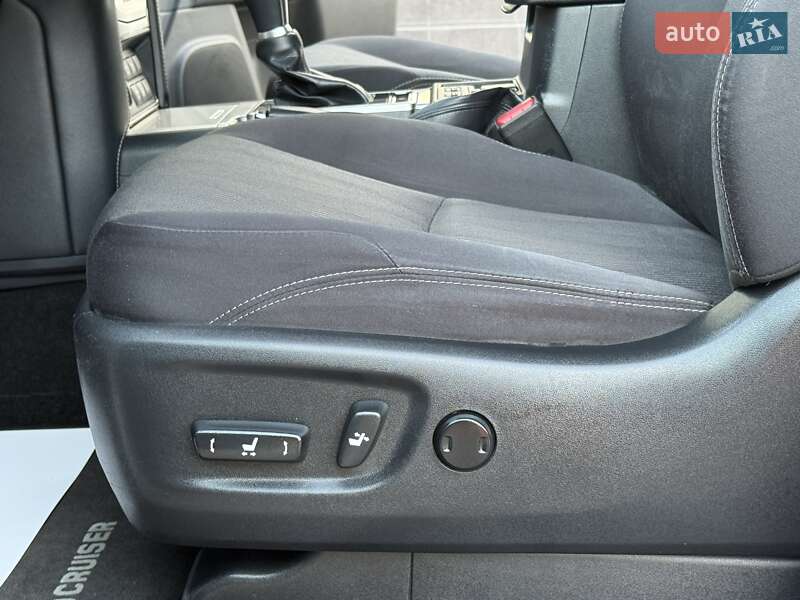 Внедорожник / Кроссовер Toyota Land Cruiser Prado 2022 в Ровно фото 97 Внедорожник / Кроссовер Toyota Land Cruiser Prado 2022 в Ровно