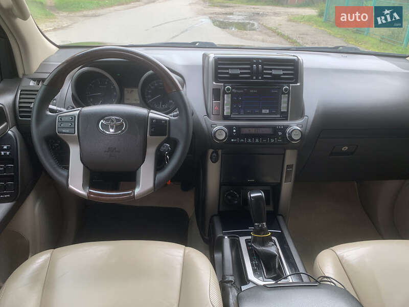 Внедорожник / Кроссовер Toyota Land Cruiser Prado 2011 в Надворной фото 12 Внедорожник / Кроссовер Toyota Land Cruiser Prado 2011 в Надворной