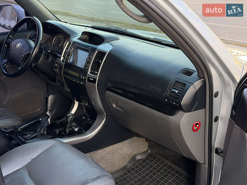 Внедорожник / Кроссовер Toyota Land Cruiser Prado 2007 в Харькове