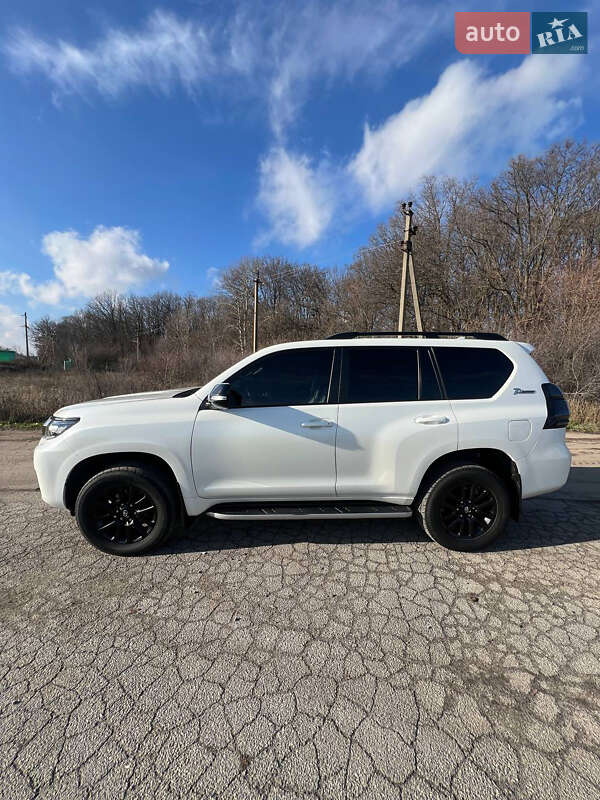 Внедорожник / Кроссовер Toyota Land Cruiser Prado 2022 в Валках фото 43 Внедорожник / Кроссовер Toyota Land Cruiser Prado 2022 в Валках