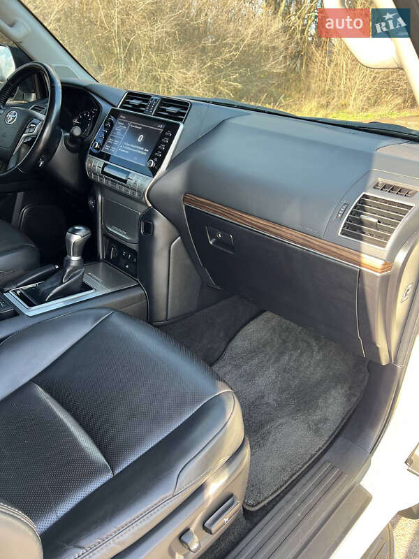 Внедорожник / Кроссовер Toyota Land Cruiser Prado 2022 в Валках фото 53 Внедорожник / Кроссовер Toyota Land Cruiser Prado 2022 в Валках