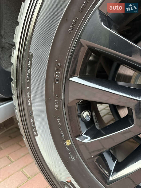 Внедорожник / Кроссовер Toyota Land Cruiser Prado 2022 в Киеве