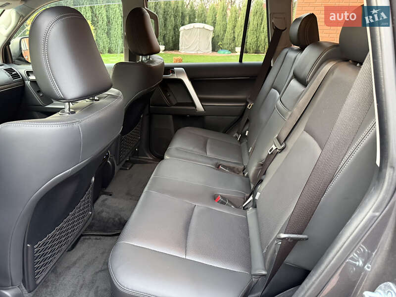 Внедорожник / Кроссовер Toyota Land Cruiser Prado 2022 в Киеве