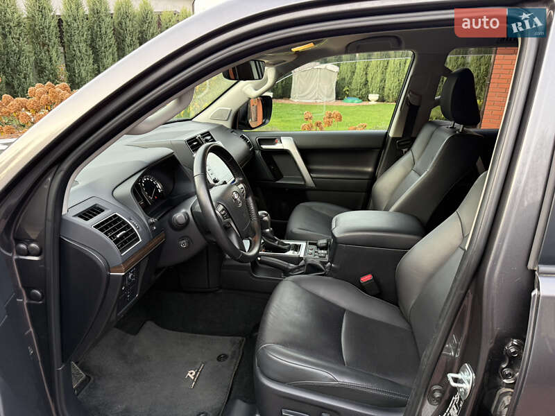 Внедорожник / Кроссовер Toyota Land Cruiser Prado 2022 в Киеве